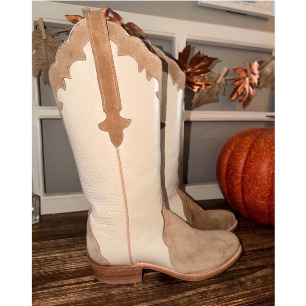Lucchese Cream and Tan Heeled Boots